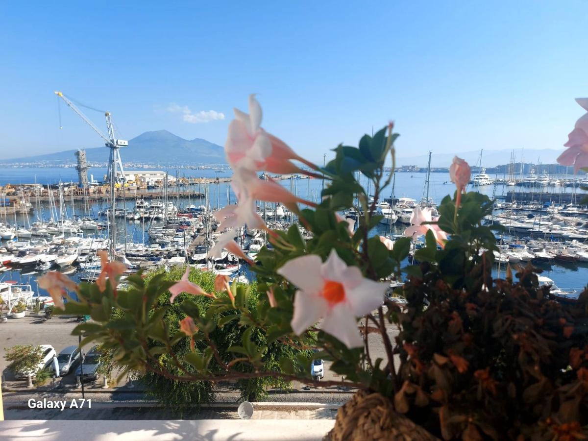 Coralinetiny Bed and Breakfast Castellammare di Stabia Eksteriør billede